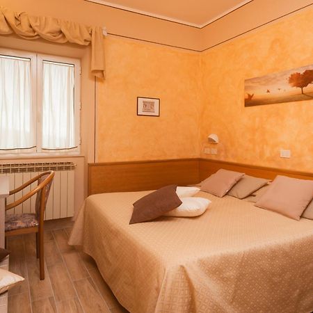 Albergo Ristorante il Fungo Santa Fiora Esterno foto