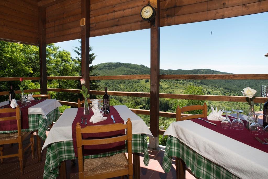 Albergo Ristorante il Fungo Santa Fiora Esterno foto